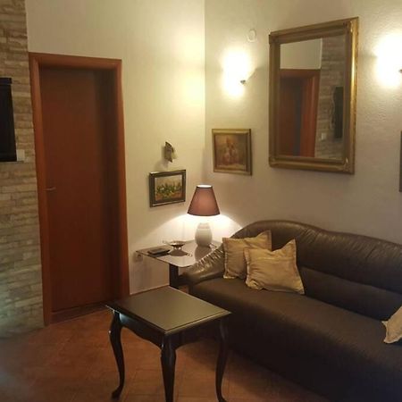 Garden Apartment- Near Sea 2 دوبروتا المظهر الخارجي الصورة